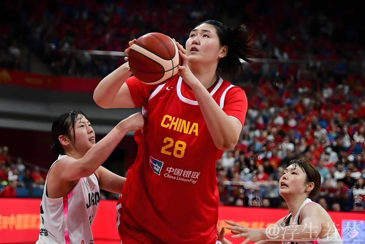 中国女篮斩获亚洲杯第三名 中国女篮斩获亚洲杯第三名