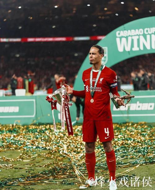 欧冠-范戴克致命失误 利物浦主场不敌埃因霍温 欧冠-范戴克致命失误 利物浦主场不敌埃因霍温